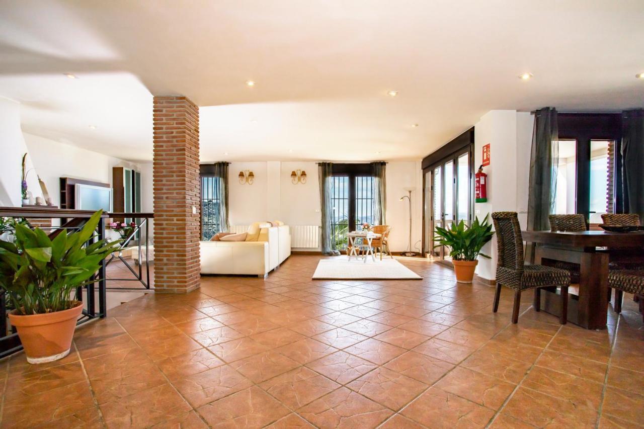 Holiday Home El Encinar Alcaucín エクステリア 写真