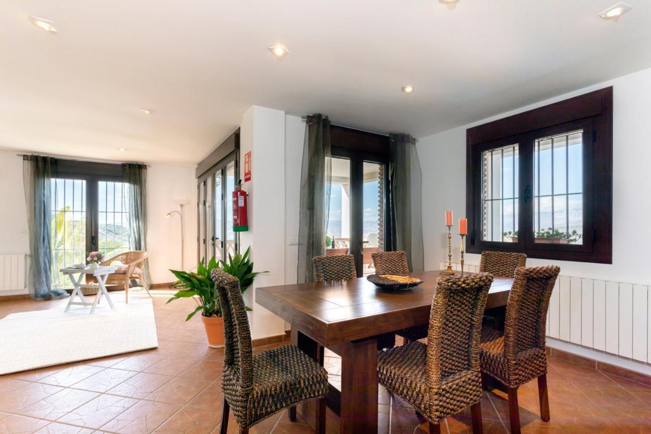 Holiday Home El Encinar Alcaucín エクステリア 写真