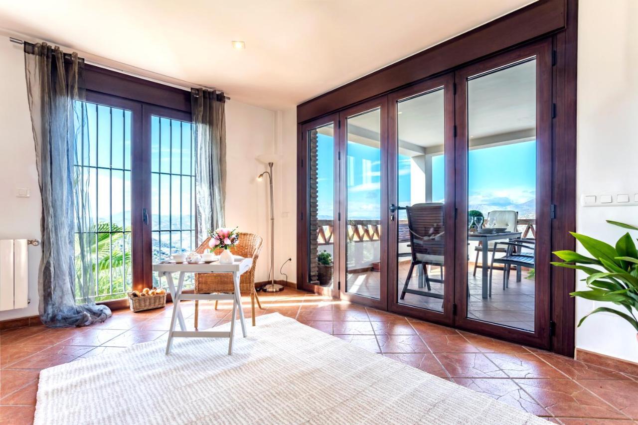 Holiday Home El Encinar Alcaucín エクステリア 写真