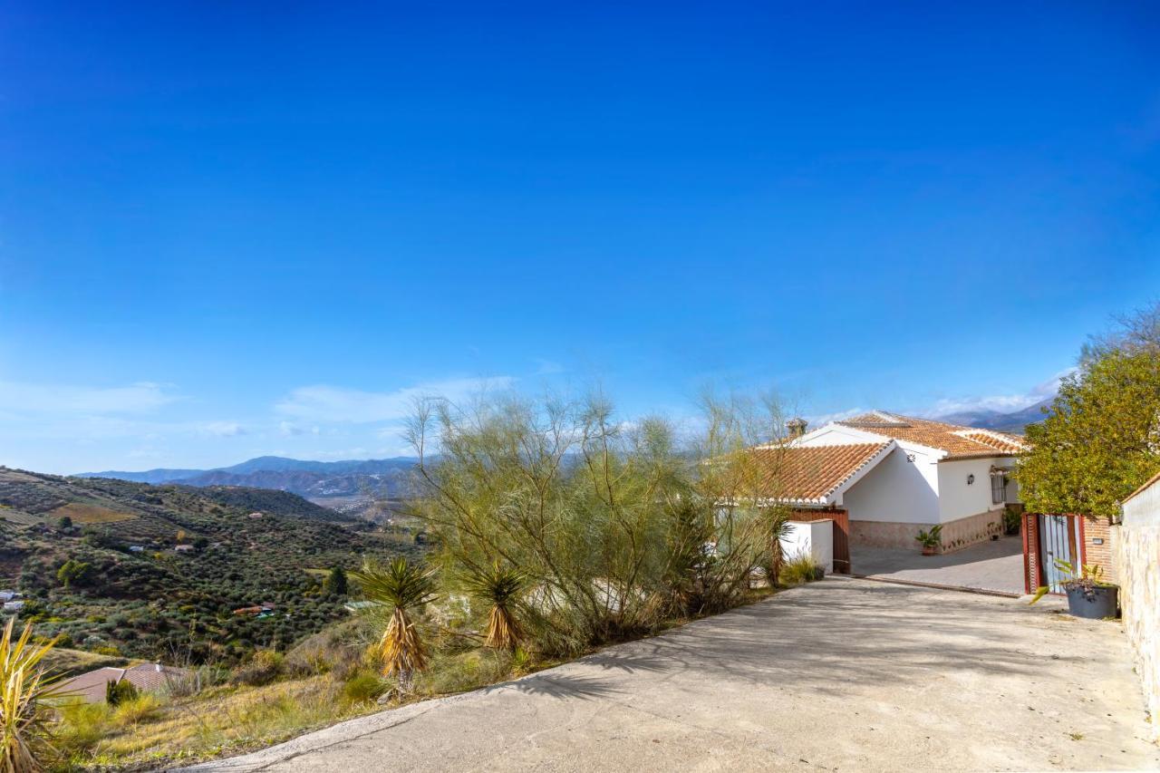 Holiday Home El Encinar Alcaucín エクステリア 写真