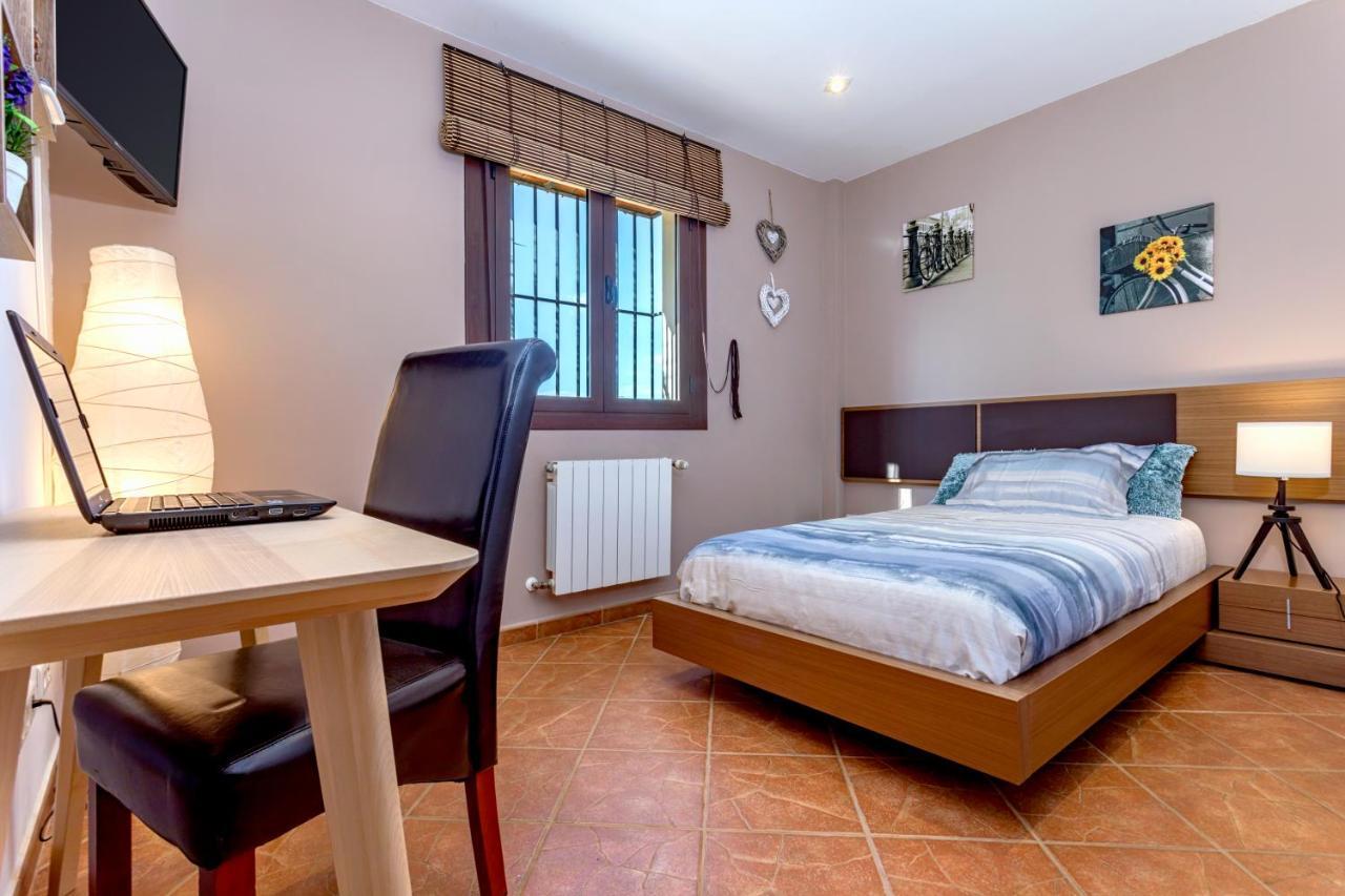 Holiday Home El Encinar Alcaucín エクステリア 写真