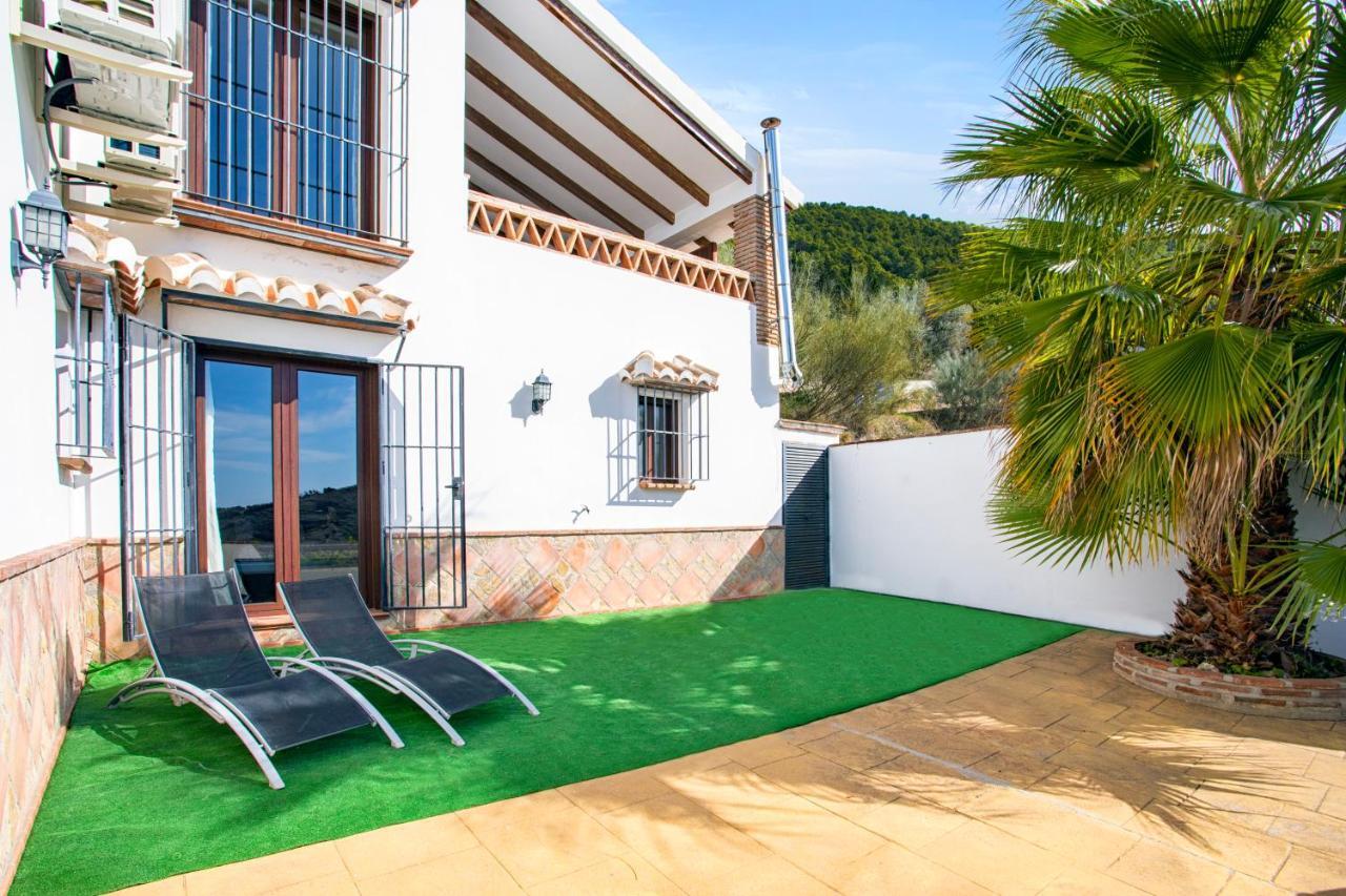 Holiday Home El Encinar Alcaucín エクステリア 写真